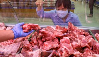 Giá thịt heo tăng trong những ngày đầu năm mới 2021